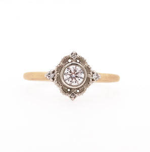 Venice Frame Diamond Ring