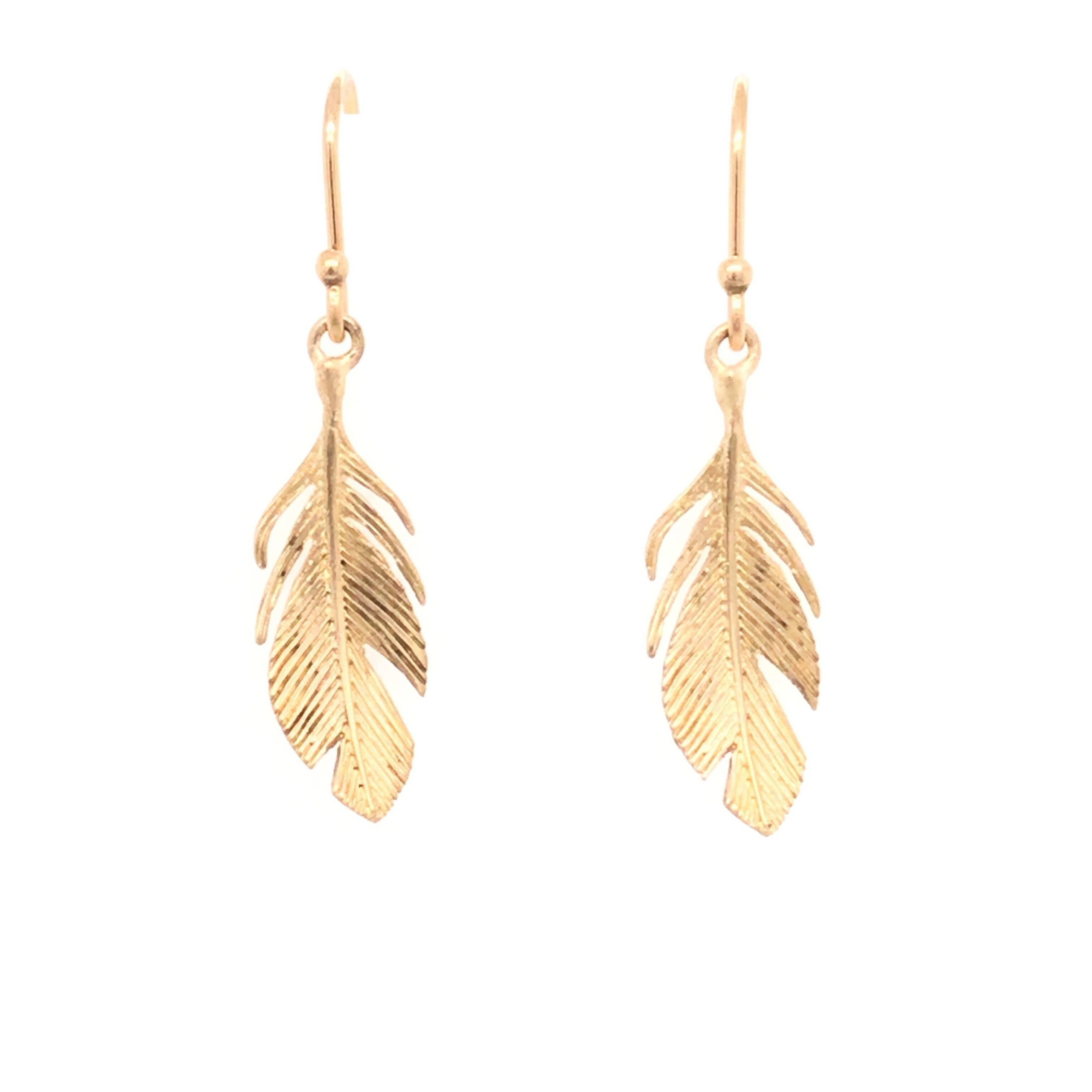First Arrow's Small Feather Pierced Earring (O-007S) - CORLECTION