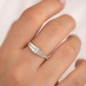Aquamarine and Diamond Tapered Ring